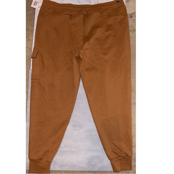 NWT MENS Desert Tan Puma Cargo Sweatpants - Picture 5 of 5